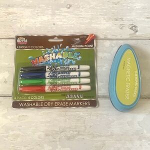 NEW! Dry Erase Whiteboard Markers New in Packaging 4 Pack Magnetic Eraser NWT